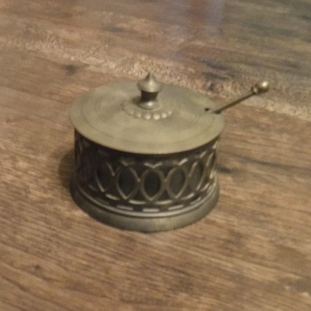 Vintage Pewter Sugar‎ Bowl with Spoon Ornate Lattice Lid